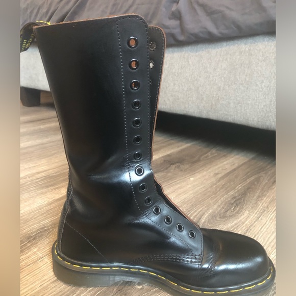 RARE 14 eyelet made in England vintage Doc Martens!! - Picture 9 of 10